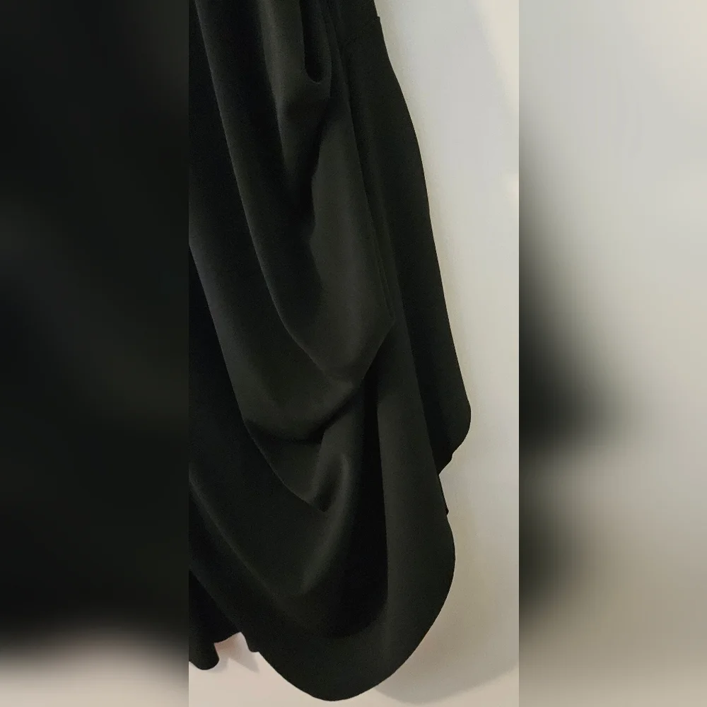 Sympli Black REVERSIBLE Drama Dress, Lagenlook. - Picture 7 of 10